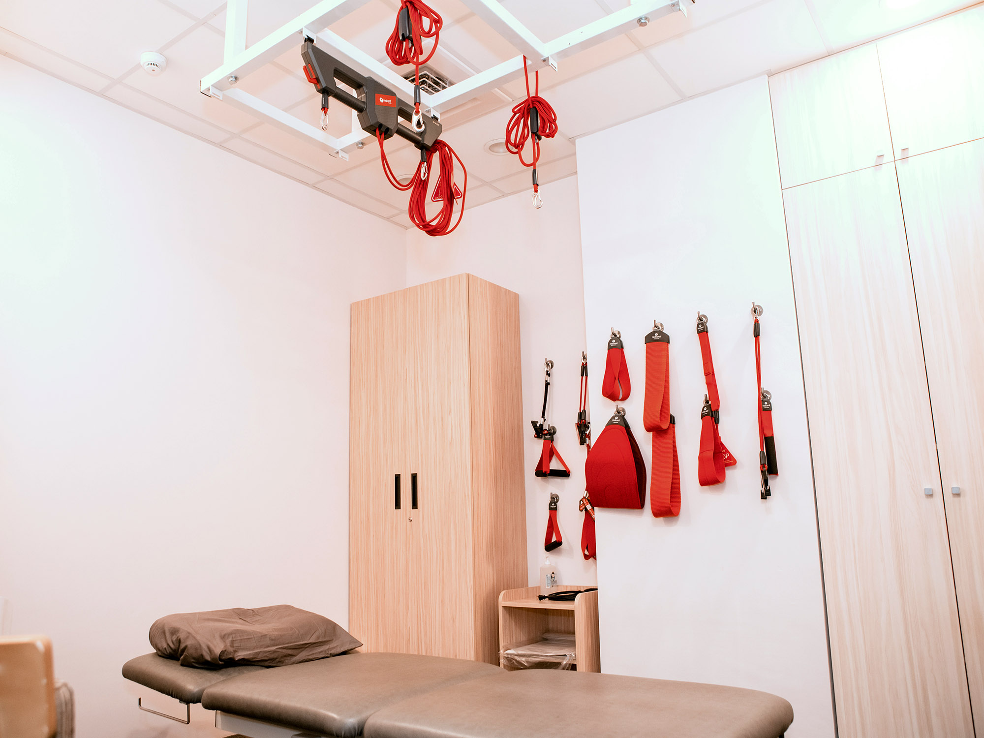 紅繩懸吊-台北市-中山區-內湖區-物理治療-運動治療-神經肌肉再教育